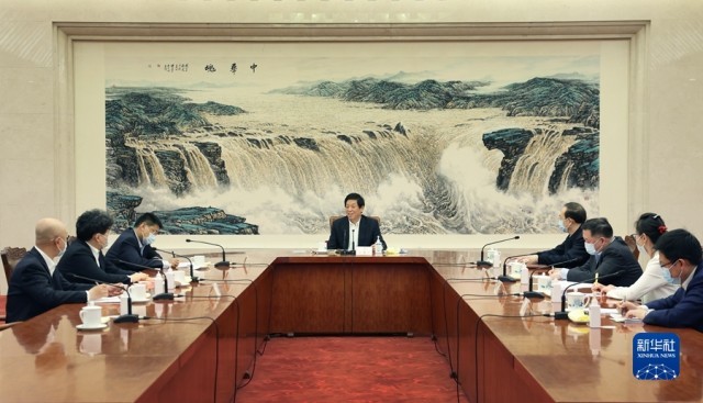 揭秘黄大仙论坛精选四肖，传统与现代交织的预测文化黄大仙论坛四肖中特