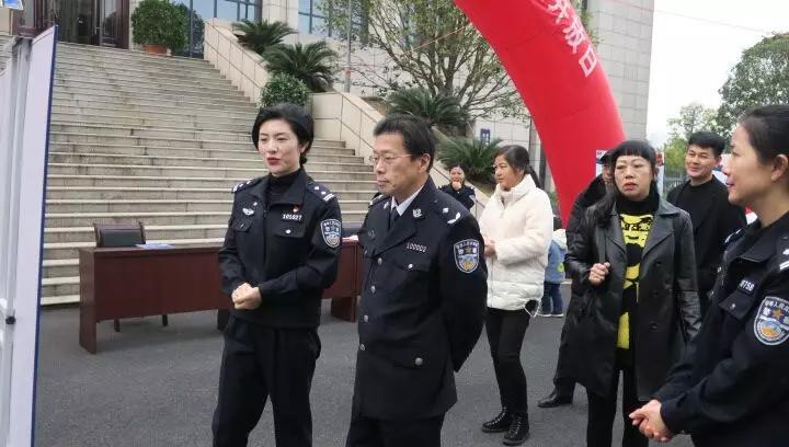 对应，构建和谐与平衡的桥梁对应词是什么意思