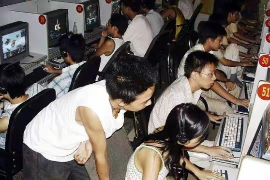 探索90后回忆的秘密基地，www.qq1com—一个时代的网络印记