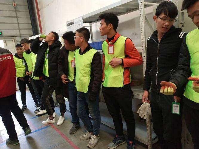 乌鲁木齐临时工市场新动向，300元/天引发热议乌鲁木齐临时工300元一天水磨沟区