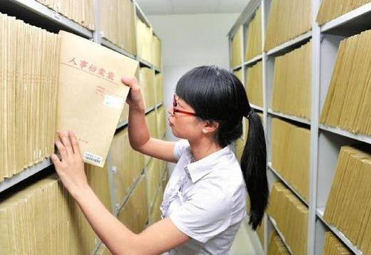 郑州人才市场档案存放，为未来铺路的智慧选择毕业生郑州人才市场档案存放