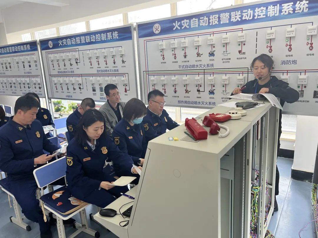2023年大连最新招聘信息，职场新机遇，共启未来篇章大连招聘信息最新招聘2023年早八晚五分